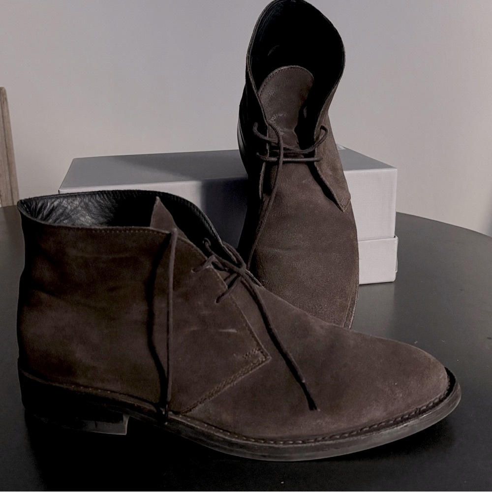 Suede Boots in Chocolate Brown
